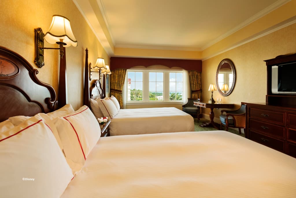 Hong Kong Disneyland Hotel - photo 13