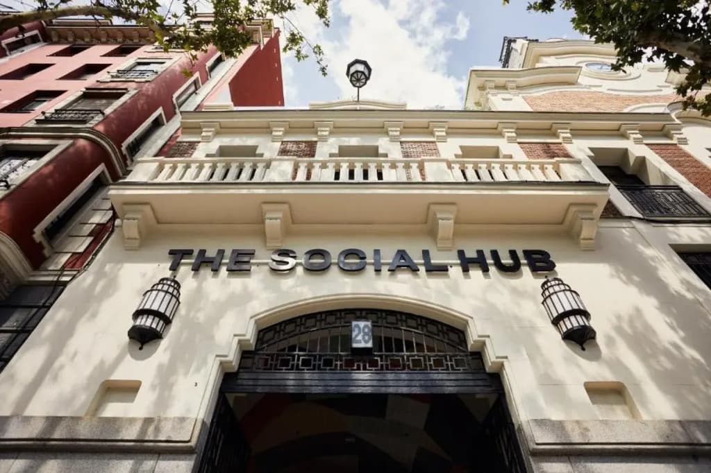 The Social Hub Madrid 4 star - photo 31
