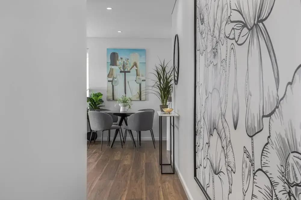 North-east Facing Modern 2-bed Apartment - photo 10