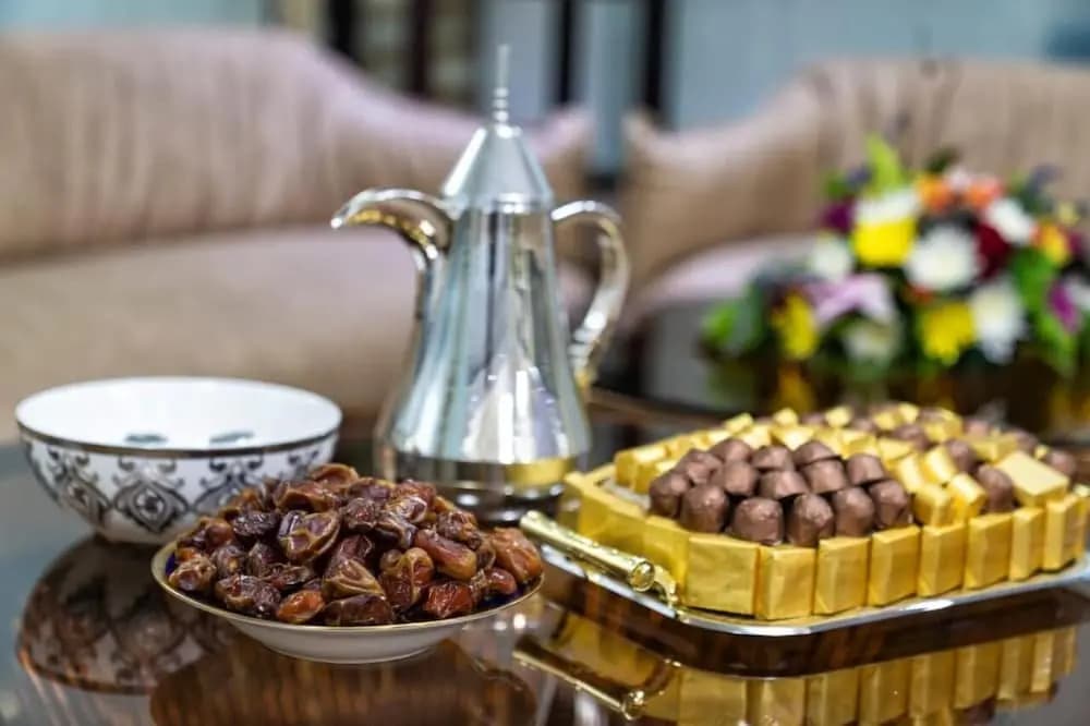 Al Amerat Hotel - photo 10