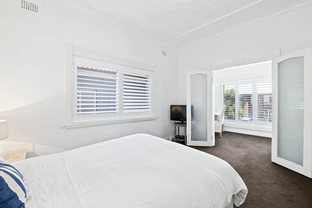 Bondi Family Escape - photo 4