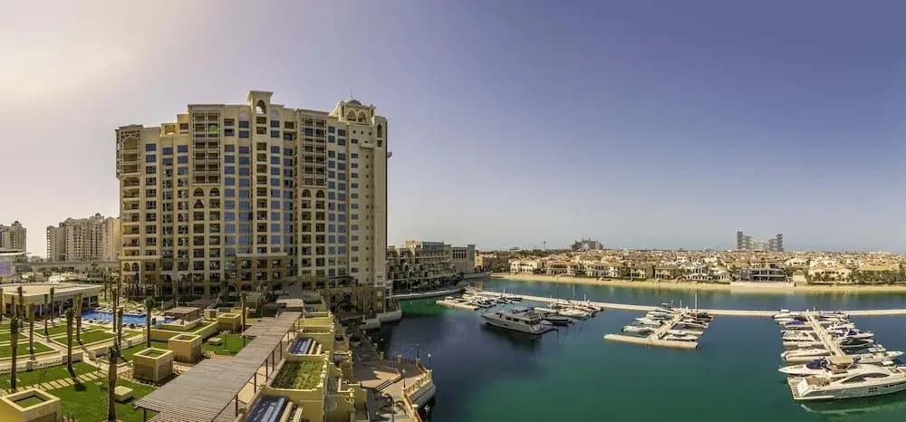 Maison Privee - Exclusive Apt with Seafront Views over Palm Jumeirah - photo 12