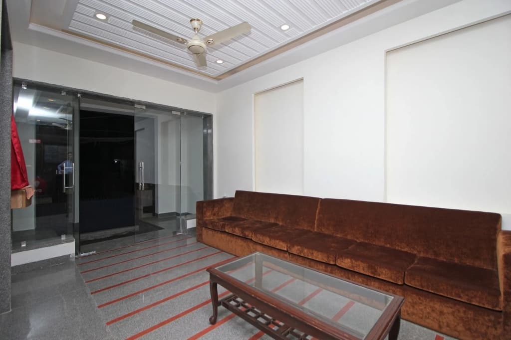 Blu Pebbles Hotel - photo 2