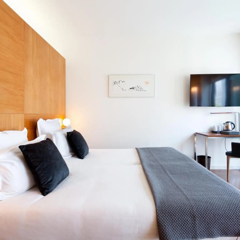 Hotel Condes de Barcelona - photo 46