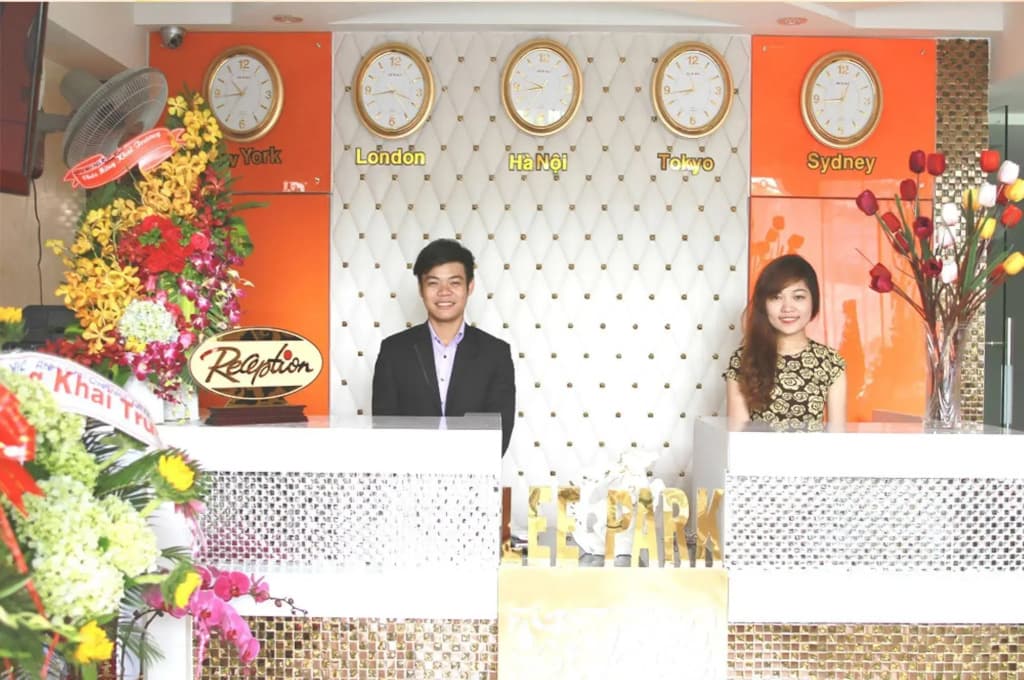 Lee Park Hotel - photo 15