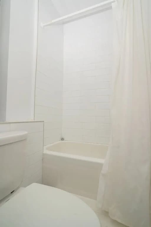 Hells Kitchen Apartments 30 Day Stays - photo 7