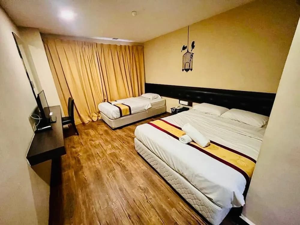 Green Town Hotel Classic - photo 4