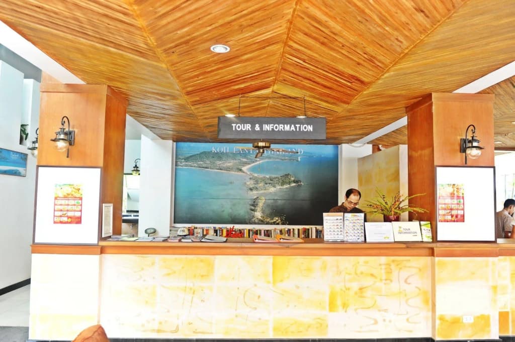 Lanta Sand Resort & Spa - photo 2