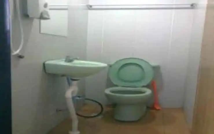 Budget Comfort Hostel - photo 8