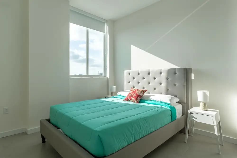 The Outpost Miami Apartments - photo 6