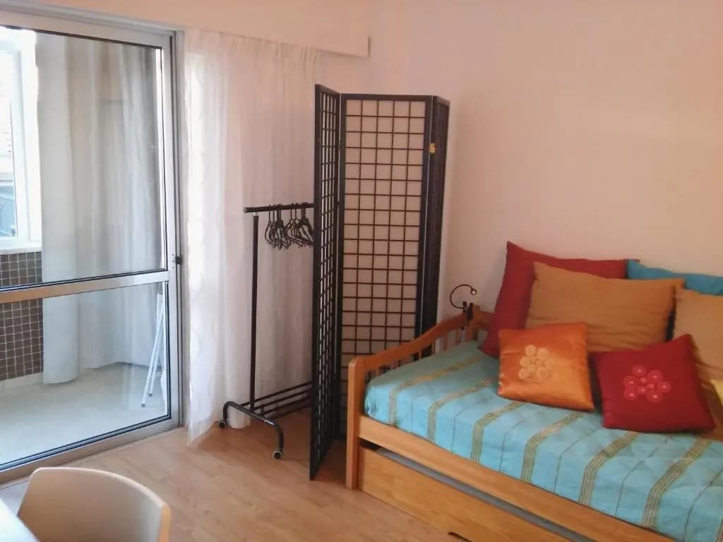 Zen Newton Apartment - photo 2