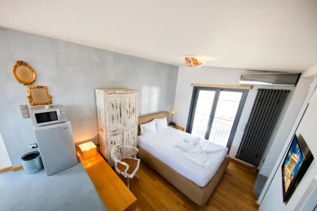 Topfloor stylish apartment with Acropolis view! - photo 4
