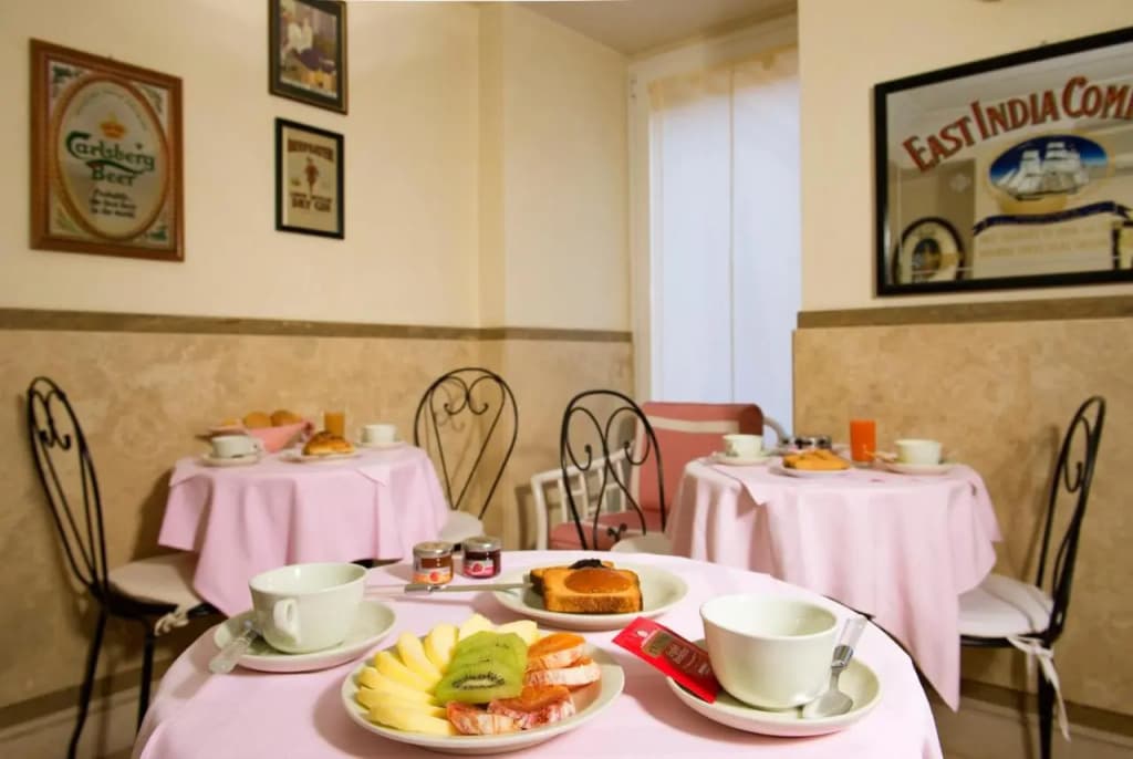 Hotel Gregoriana - photo 15