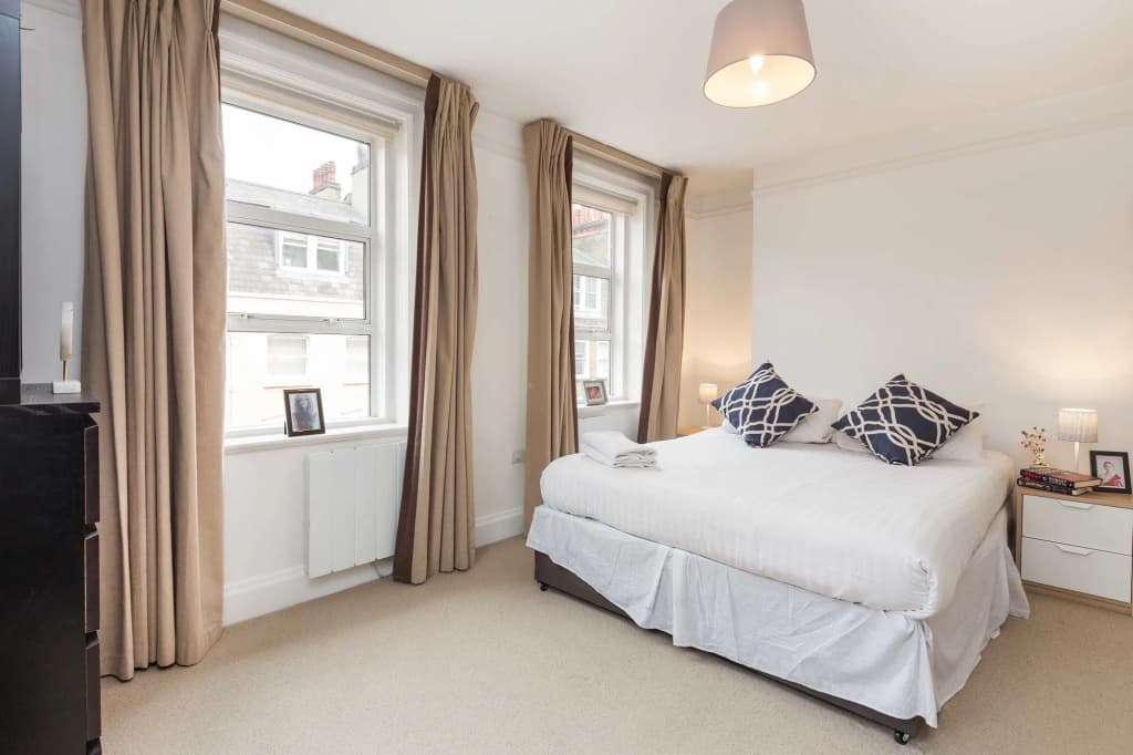 Chiltern And Baker Luxury Suites - photo 2