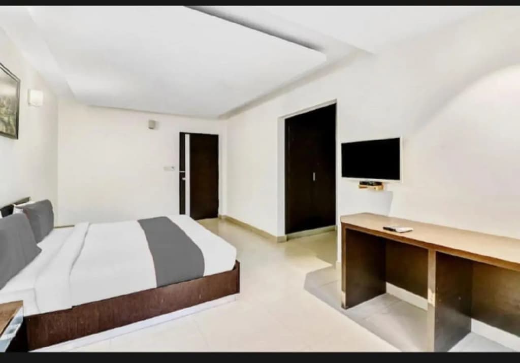 Hotel Jindal Palace - photo 3