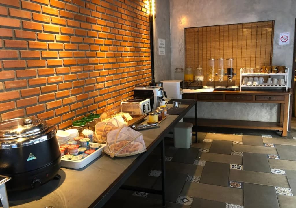 Celosia Guesthouse - photo 18