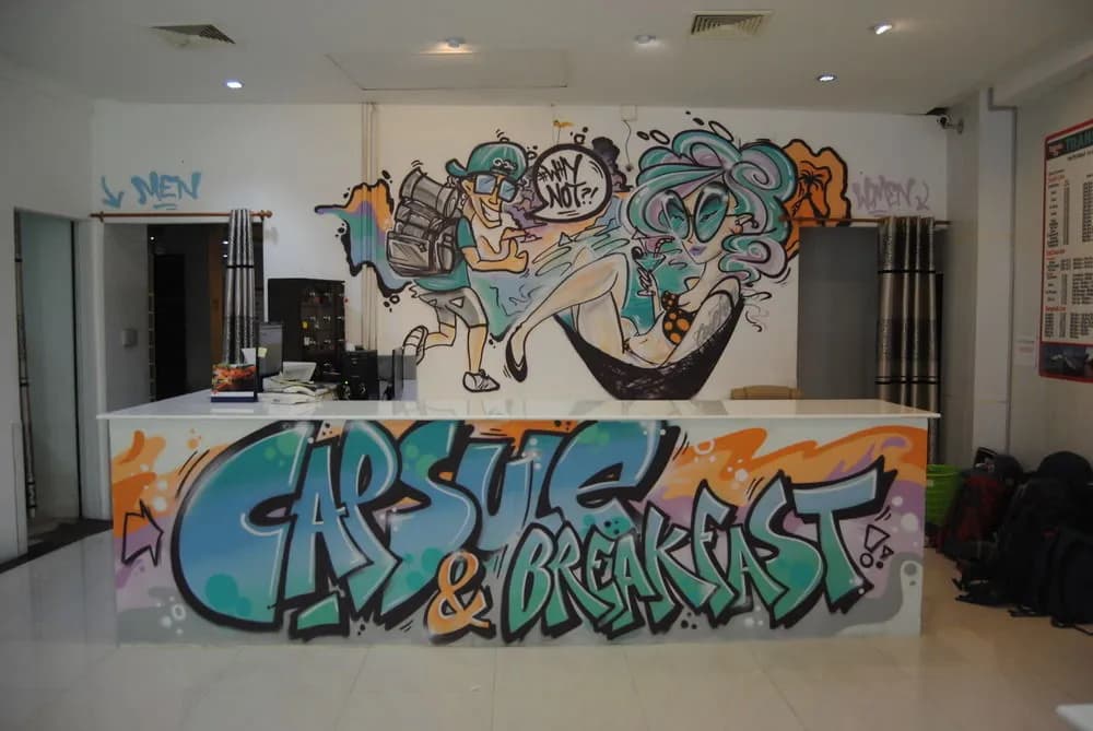 WhyNot Backpackers Capsule Hostel - photo 1
