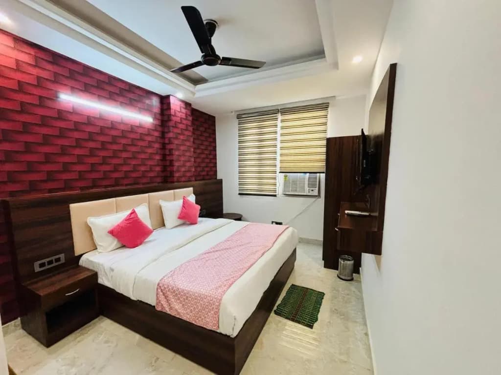 Hotel ECG Grand Inn - photo 4