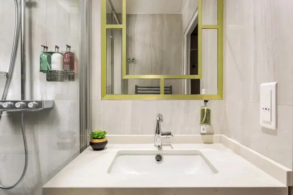 Merveil Luxury Suite - Tour Eiffel Laos - photo 9