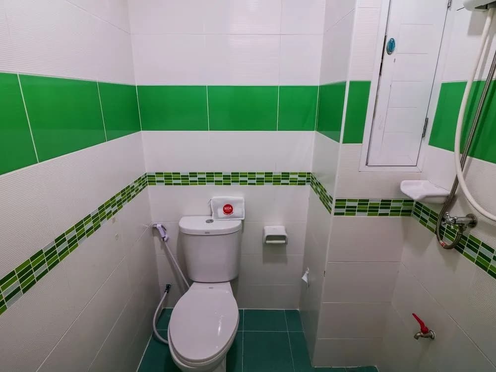 Nida Rooms Ladprao Wang Tong Lang Green - photo 9