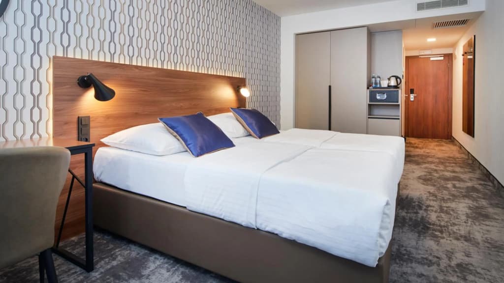 OREA Hotel Pyramida Praha - photo 6