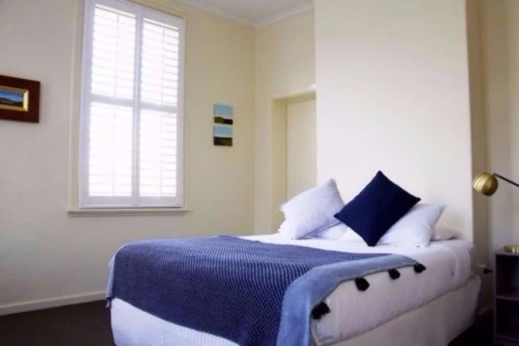 Naughtons Hotel - photo 3