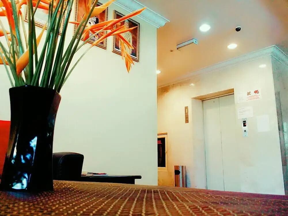 Global Hotel - photo 10
