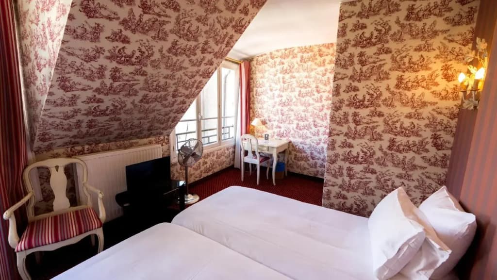 Hotel Regyn's Montmartre - photo 18
