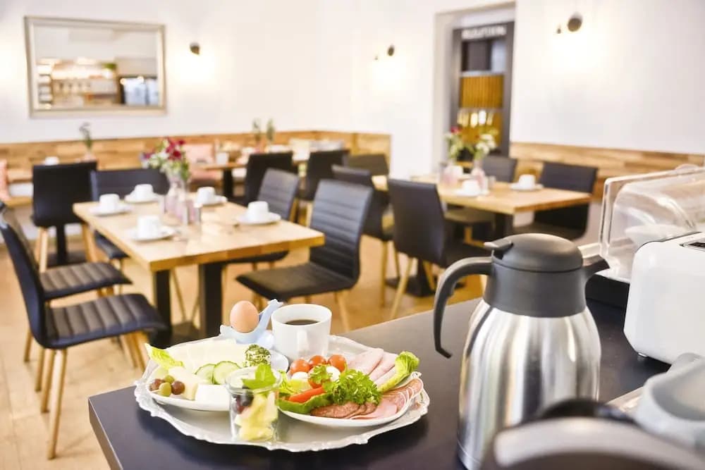 Old Town Hotel Greifswalder Strasse - photo 19