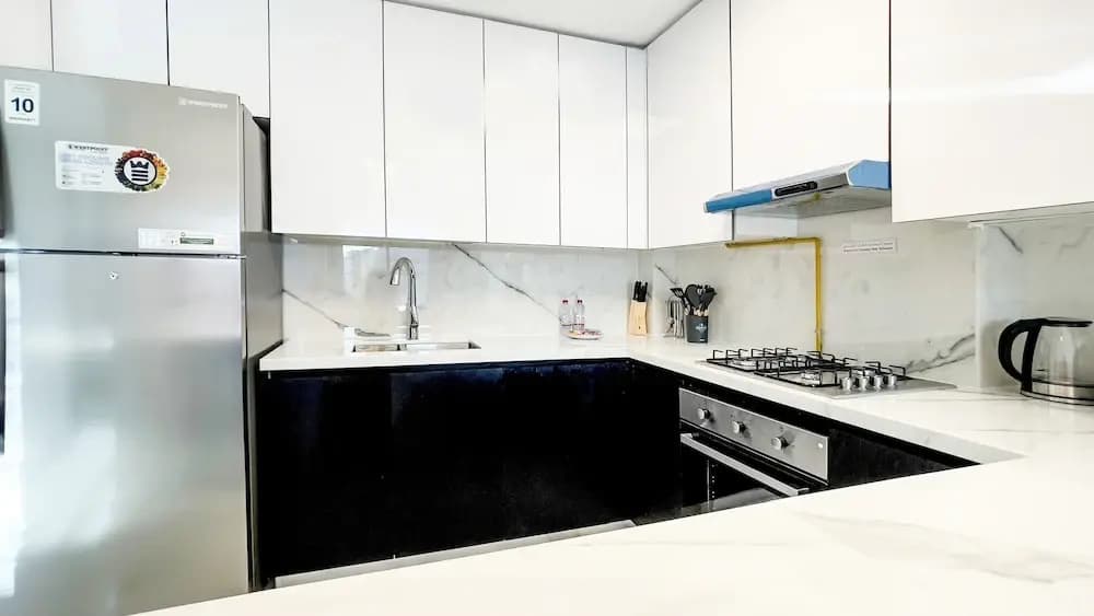 Elite LUX Holiday Homes - Luxe Gardenia 2BR Haven in Arjan Dubai - photo 14