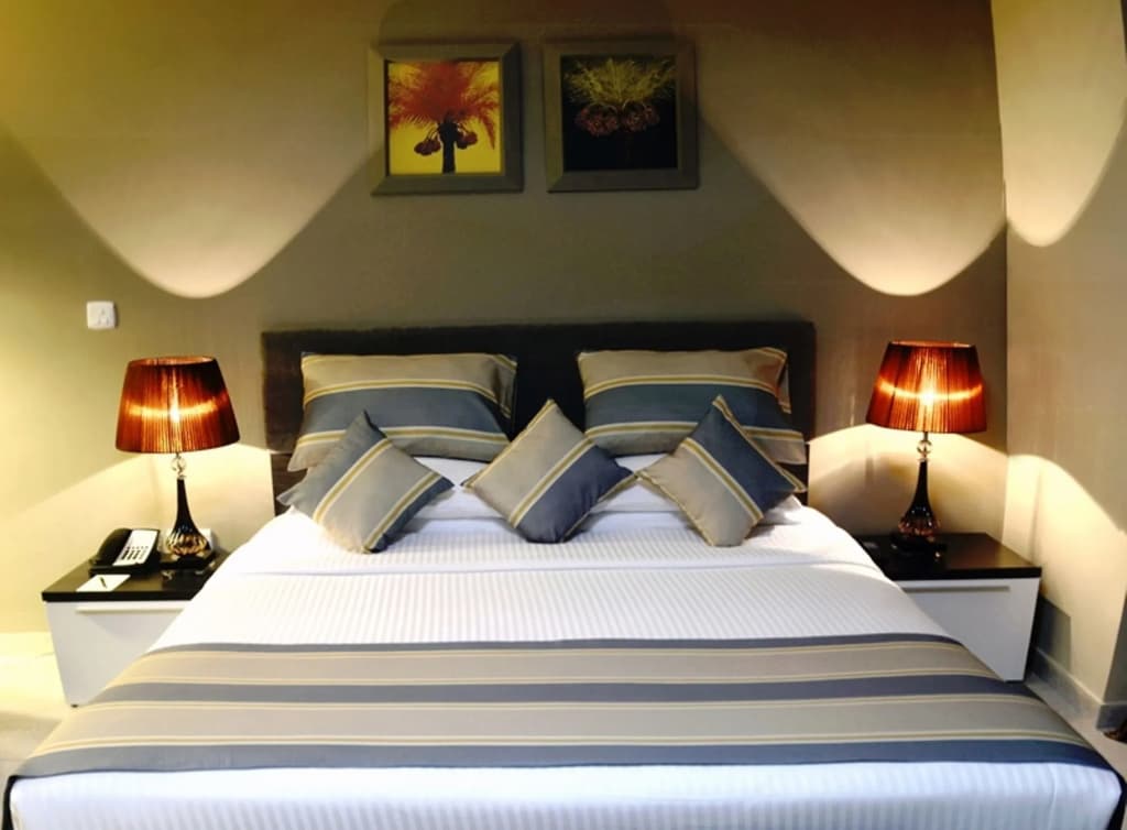Magnum Hotel & Suites West Bay - photo 3