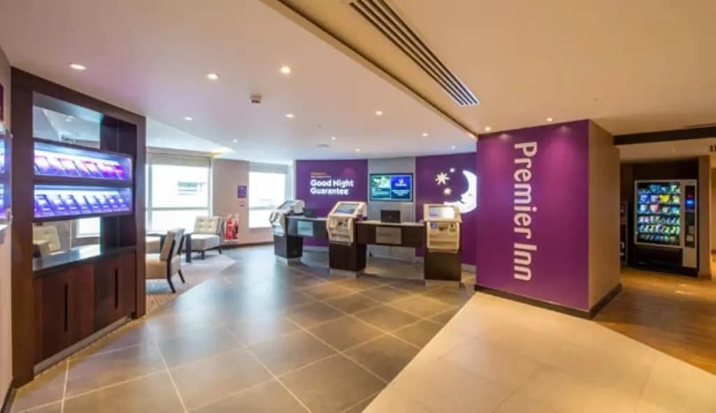 Premier Inn London St Pancras - photo 37