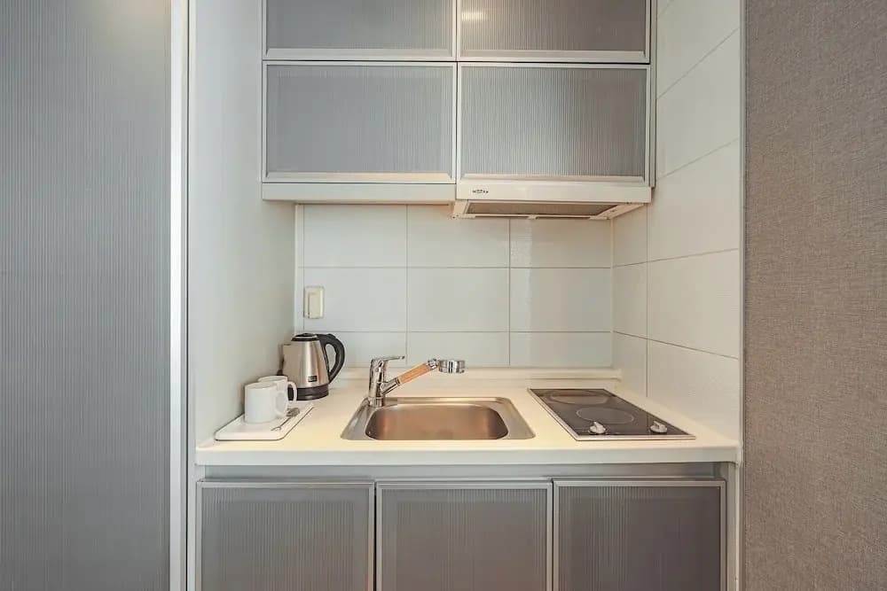 Brown Suites Hotel Sinchon Central - photo 17