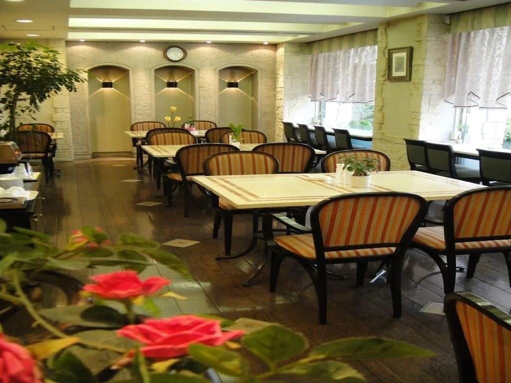 Hotel Sunroute Patio Omori - photo 9