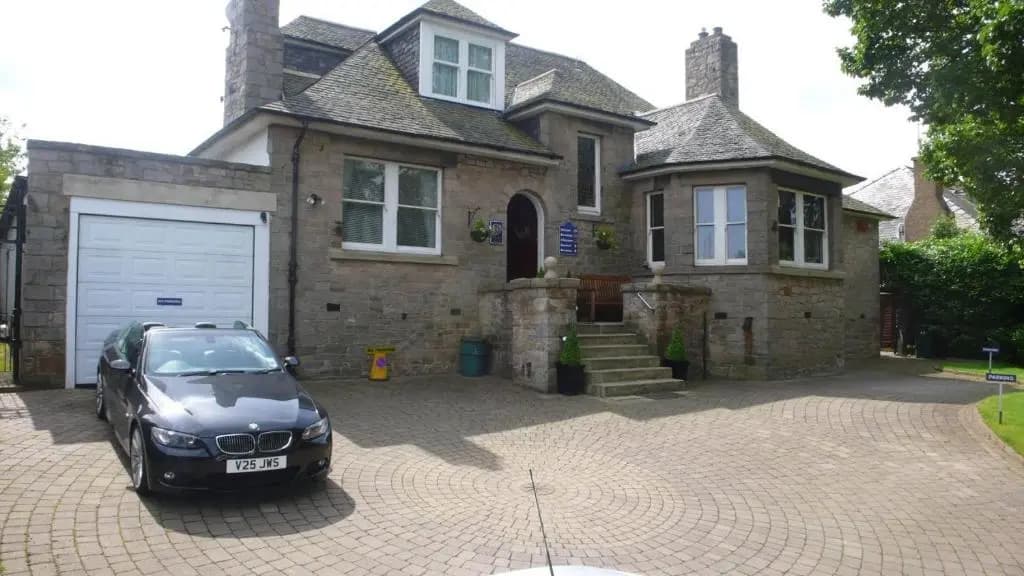 Sandilands House - photo 12