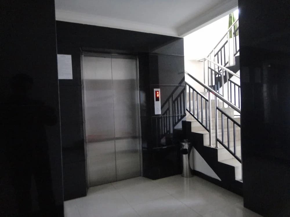 Karsa Utama Hotel - photo 17