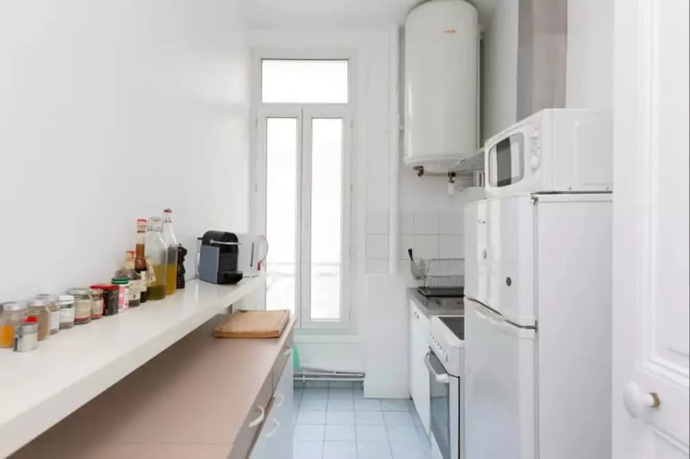 Studio Near Montmartre - photo 11