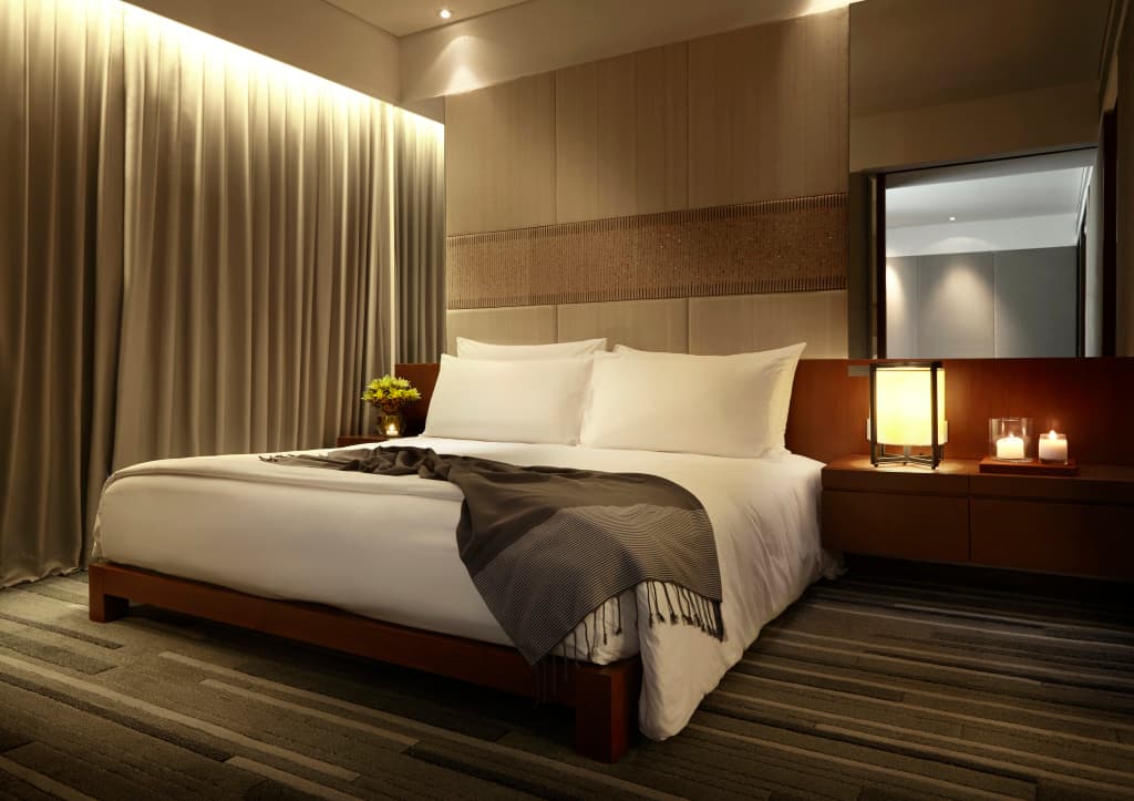 Hansar Bangkok Hotel - photo 3