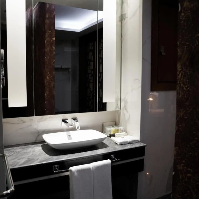 VIP Hotel - photo 33