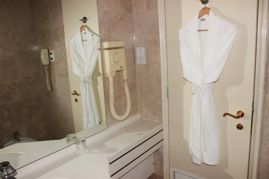 Al Qurum Resort - photo 8