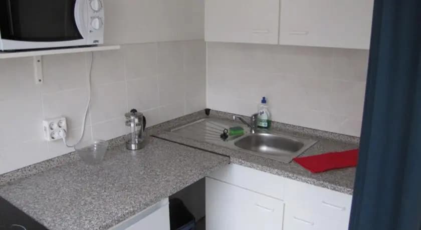 Ferien-zimmer-berlin Wilmersdorfer Straße - photo 6