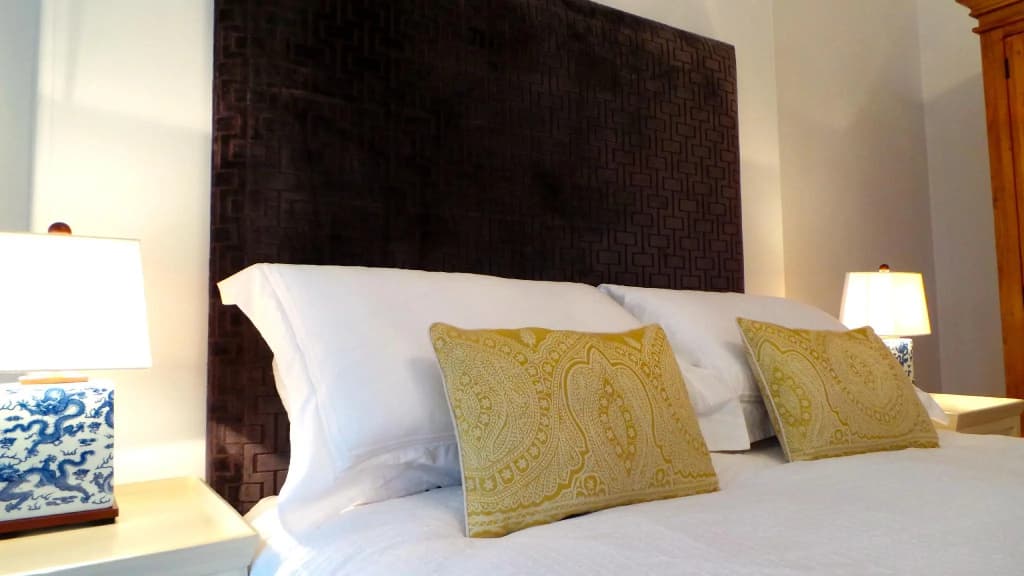 Antler Guest House - photo 11