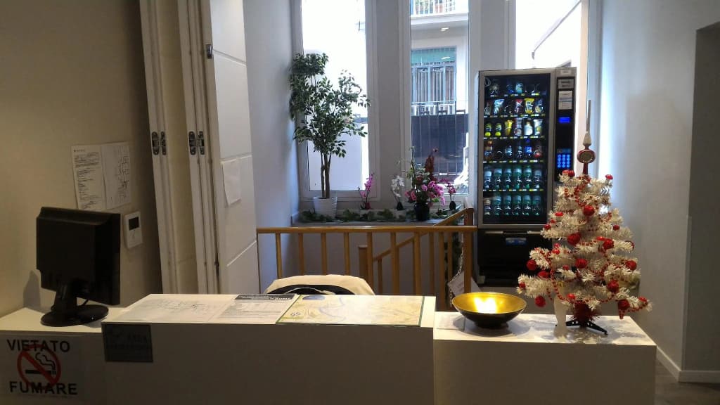 Dea Roma Inn - photo 8