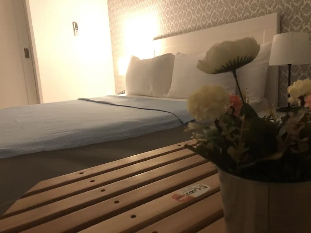Columbia Hotel - photo 12