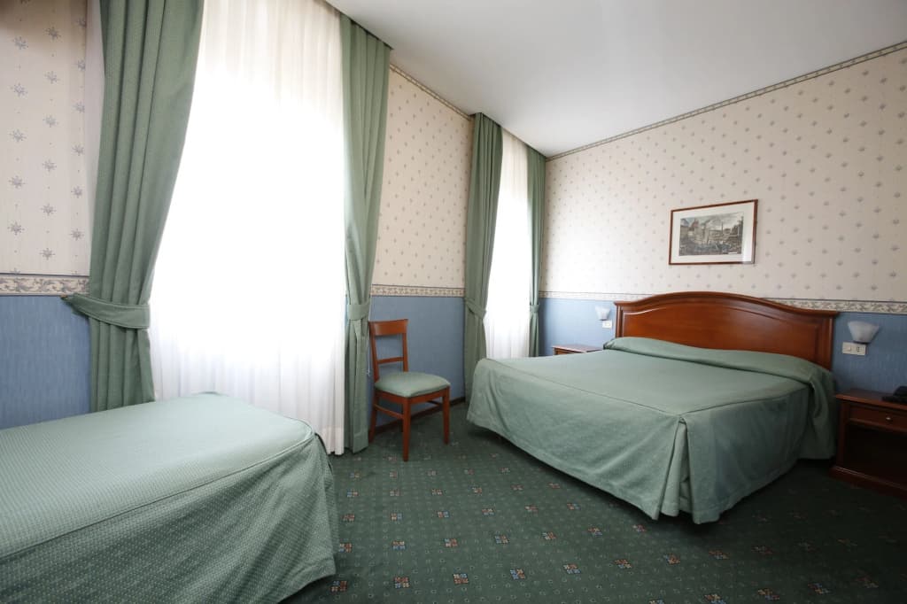 Hotel Adriatic - photo 2