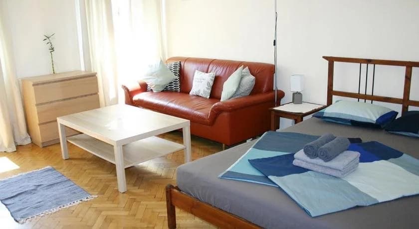 Honey Hostel - photo 2