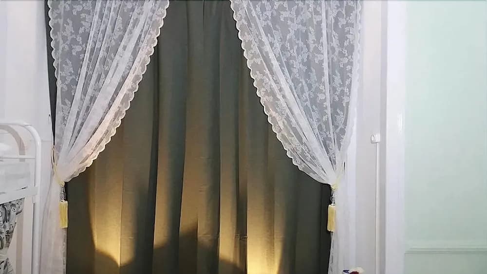 At Ease Inn - Residence - photo 5