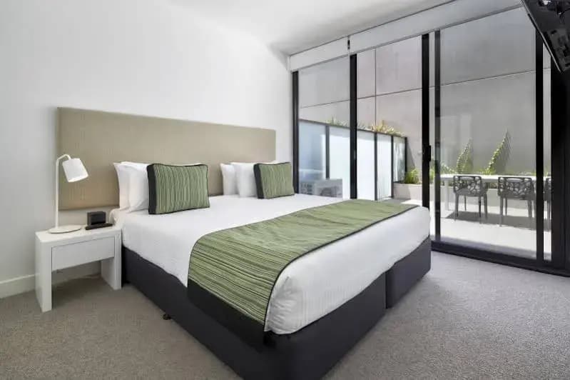 381 Cremorne Apartments - photo 6