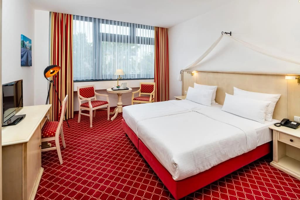 Hotel Chateau Kurfürstendamm - photo 29