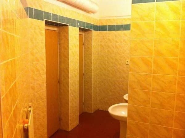 Travellers Hostel - photo 9